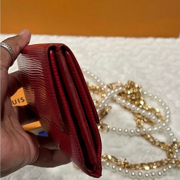 Authentic Louis Vuitton Red Epi Wallet - Picture 3 of 11